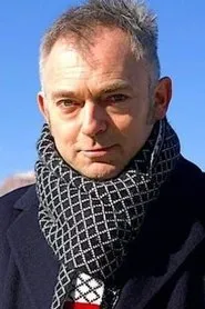 Charles Hazlewood en Tubular Bells: The Mike Oldfield Story