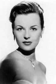 Charlotte Austin en The Bride and the Beast