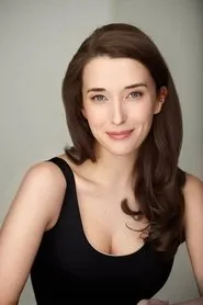 Charlotte Hegele en Bomb Girls: Facing the Enemy