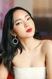 Retrato de Châu Bùi