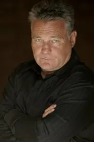 Retrato de Chick Bernhard