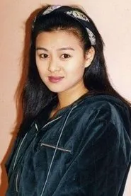 Ching-Ching Yiu en Emotional Girl: Doubt of Distress