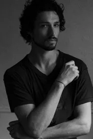 Foto de Chris Ackerman interpretando a Tattoo en Elektra