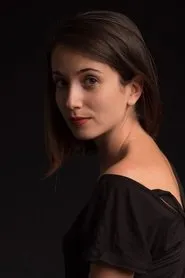 Claudia Gusmano en The Girl From Tomorrow