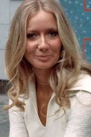 Clodagh Rodgers en It's All Over Town