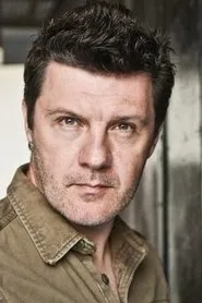 Retrato de Colin Paradine