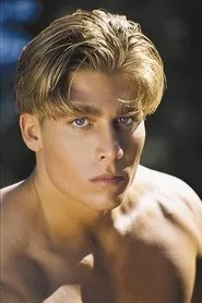 Retrato de Cort Stevens