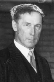 D'Arcy Corrigan en Tarzan and the Golden Lion