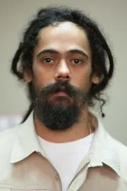 Damian Marley en Grass is Greener