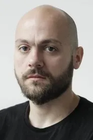 Dane Komljen en Potera