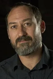 Foto de Daniel Albaladejo como Don Agustín Mendieta