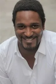 Daniel Njo Lobé en You'll Never Walk Alone
