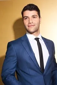 Daniel Peera en The Fringes