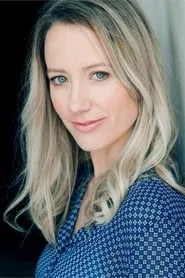 Danielle Mason en Futile Attraction
