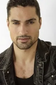 Darien Martin en Journey of My Heart
