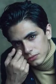 David Montalvo en Tickle Where It Hurts
