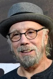 Dayton Callie en Ciudad de mentiras