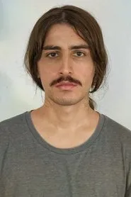 Deniz Göktaş en Ben Tek Siz Hepiniz