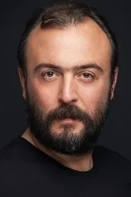 Retrato de Deniz Hamzaoğlu