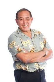 Dennis Chun en Inferno in Paradise