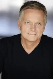 Retrato de Dennis North