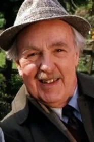 Derek Benfield en The Siege of Manchester