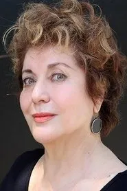 Retrato de Dilek Türker