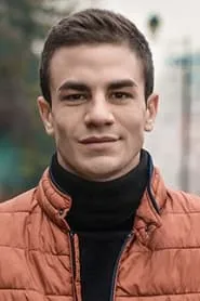 Retrato de Dino Bajrović