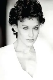 Dixie Beck en Body Strokes