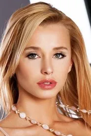 Dominika Jandlová en Caligula's Spawn - Part 1