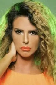 Donia Abdel Azziz en Woman and Cleaver