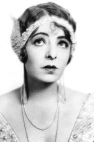 Dorothy Davenport en The Unattainable