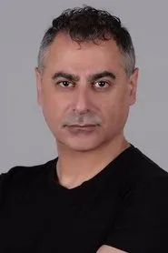 Dost Elver en Kariyer