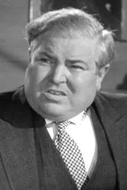 Dudley Clements en Yours Sincerely