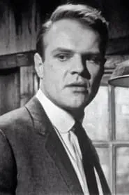 Dyson Lovell en Time in Advance