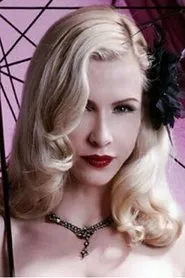 Eden Wells en Slick City: The Adventures of Lela Devin
