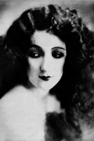 Edmonde Guy en La Femme de Nulle Part