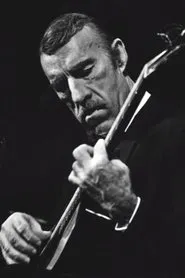 Foto de Edmundo Rivero interpretando a en La diosa impura