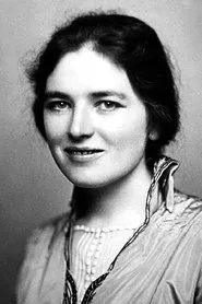 Edna Fisher en The Greater Love
