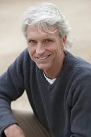 Edward F. Villaume en Breaking Vegas