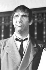 Edward Walsh en El conde Yorga, vampiro