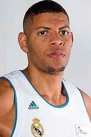 Edy Tavares en Dormir es de cobardes. 25 años de NBA