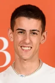 Foto de El Cejas interpretando a Unai en A todo tren 2: Ahora son ellas
