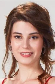 Retrato de Elif Doğan