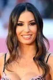 Foto de Elisabetta Gregoraci interpretando a Maria en Aspromonte: la tierra de los últimos