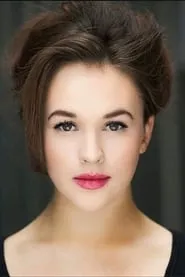 Foto de Eliza Butterworth como Carly Lord