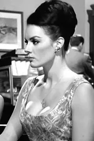 Elizabeth Campbell en Los pistoleros