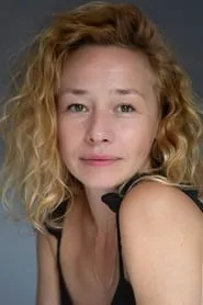 Retrato de Ellie Piercy