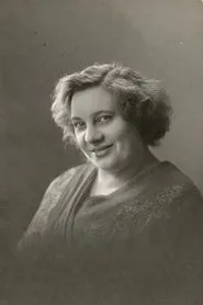 Elna From en Ekspeditricen