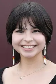 Elva Guerra en You and Me This summer